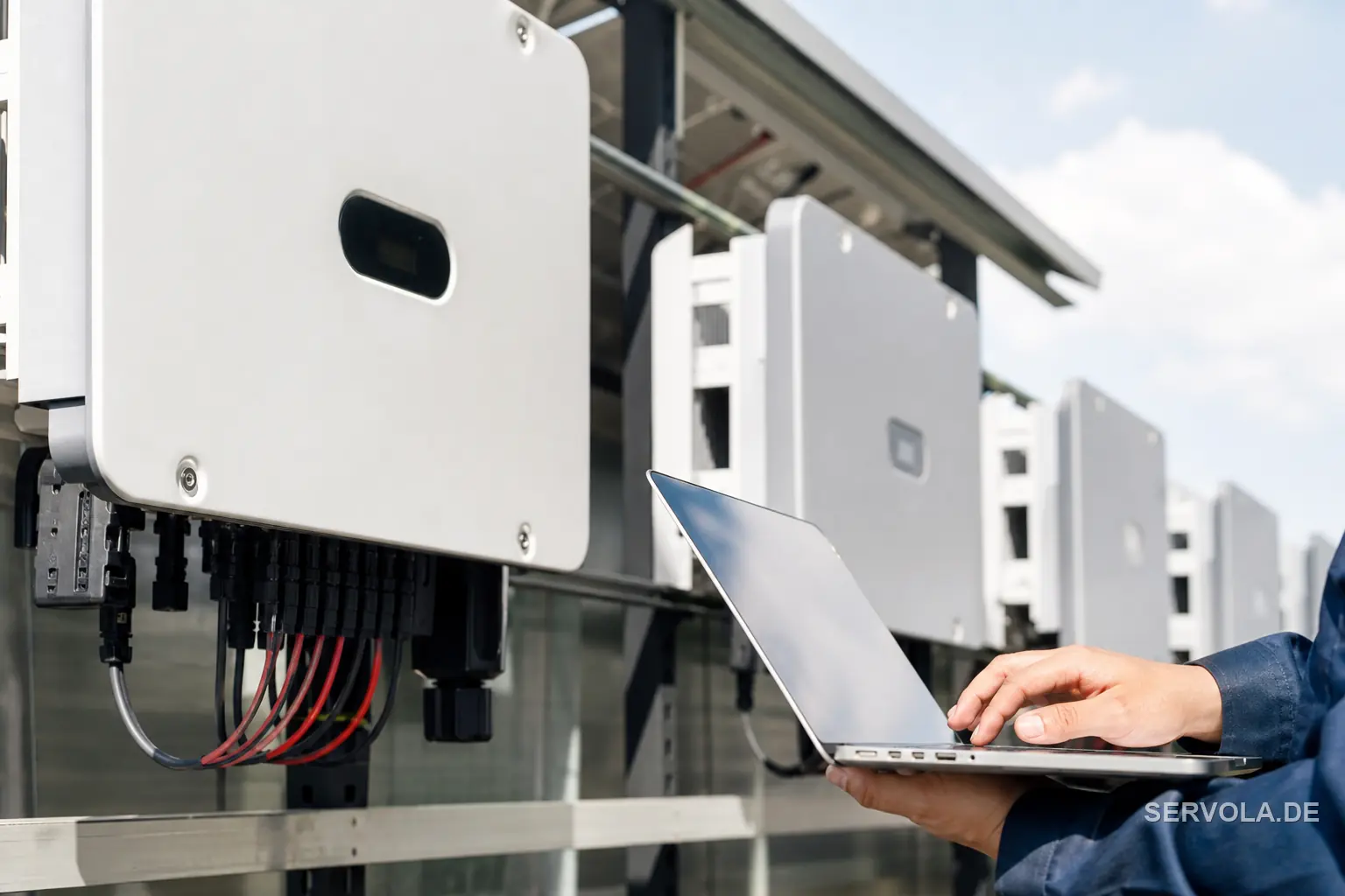 Gli inverter europei ora chiedono il permesso agli USA