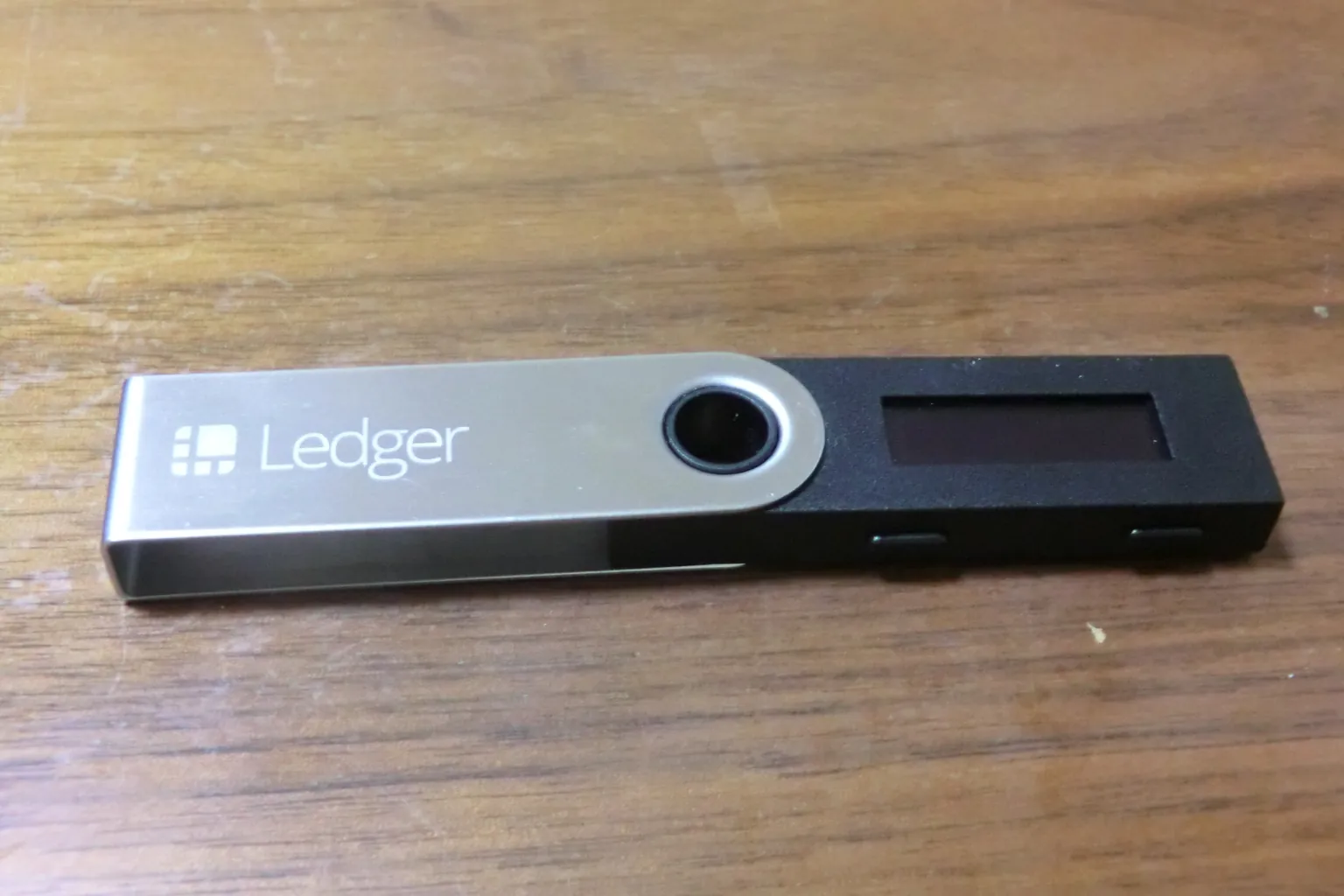 Ledger bestätigt Spionage-Implantat in Händler-Wallets