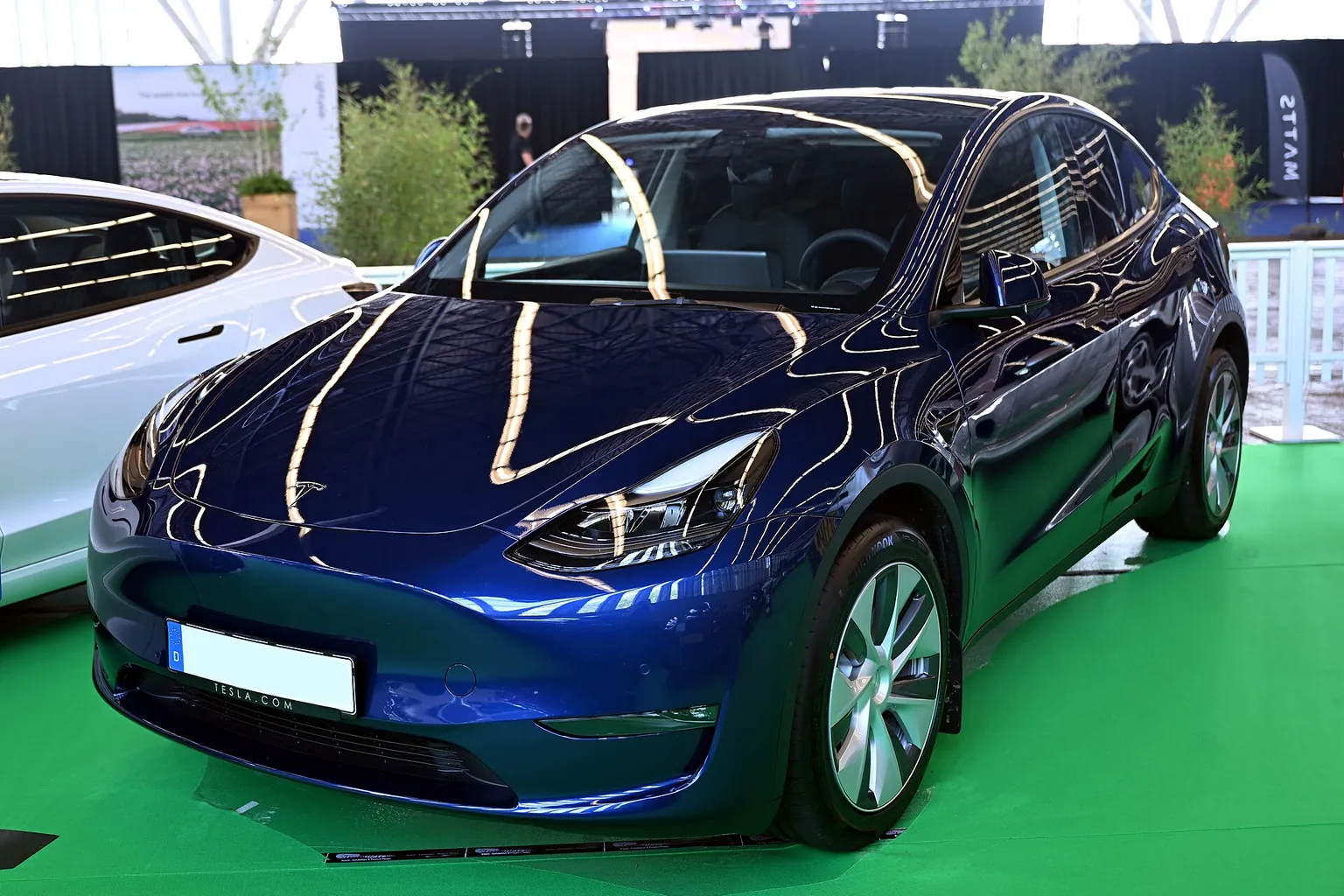 Teslas FSD-Name fällt, Berlin nennt 10-Prozent-Grenze